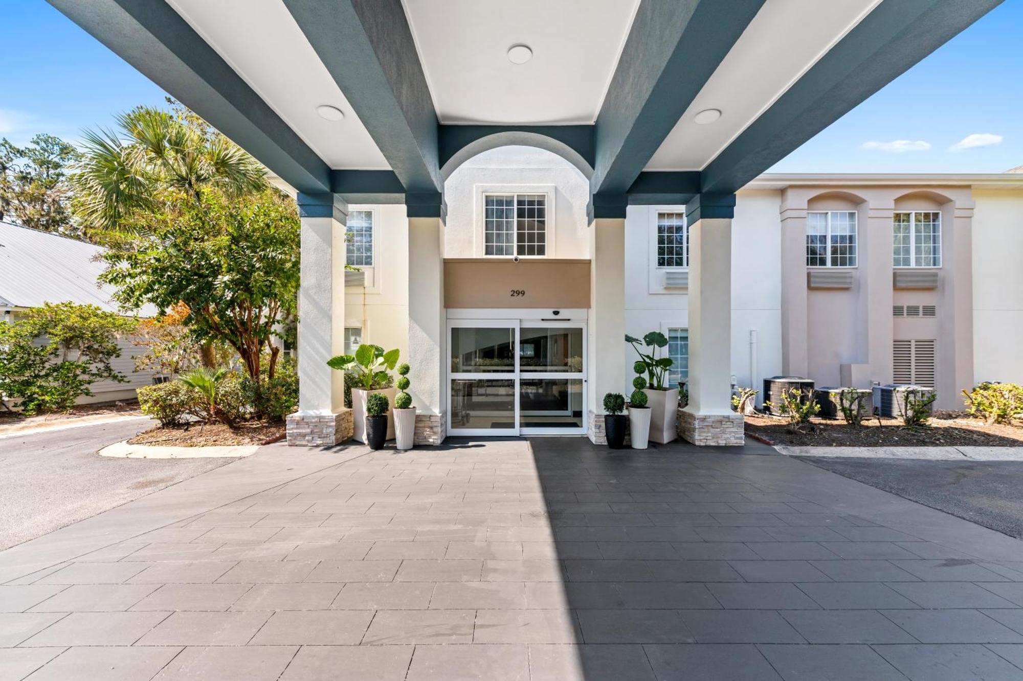Holiday Inn Express Saint Simons Island By Ihg St. Simons Island Bagian luar foto