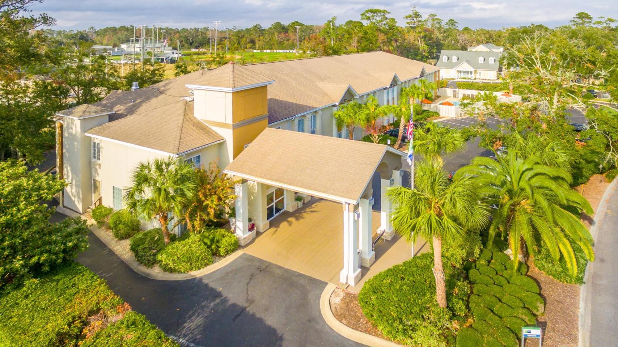 Holiday Inn Express Saint Simons Island By Ihg St. Simons Island Bagian luar foto